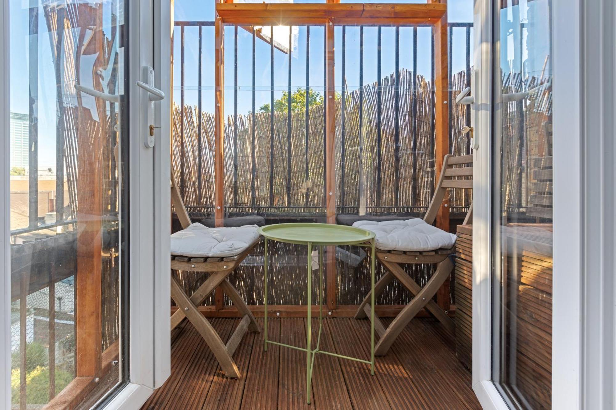 Modern Flat & Balcony In Historic West Kensington Apartment Londra Exterior foto