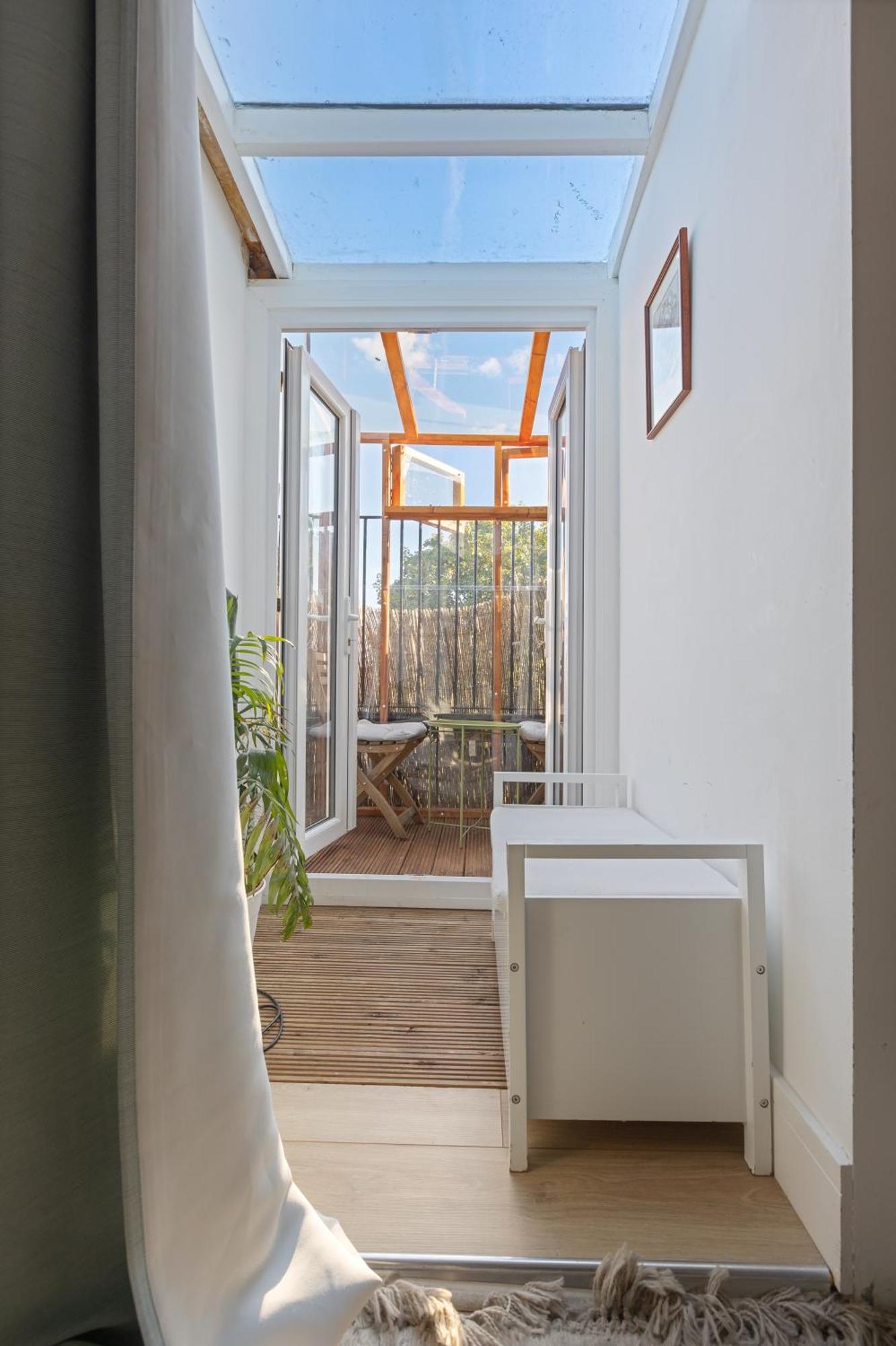 Modern Flat & Balcony In Historic West Kensington Apartment Londra Exterior foto